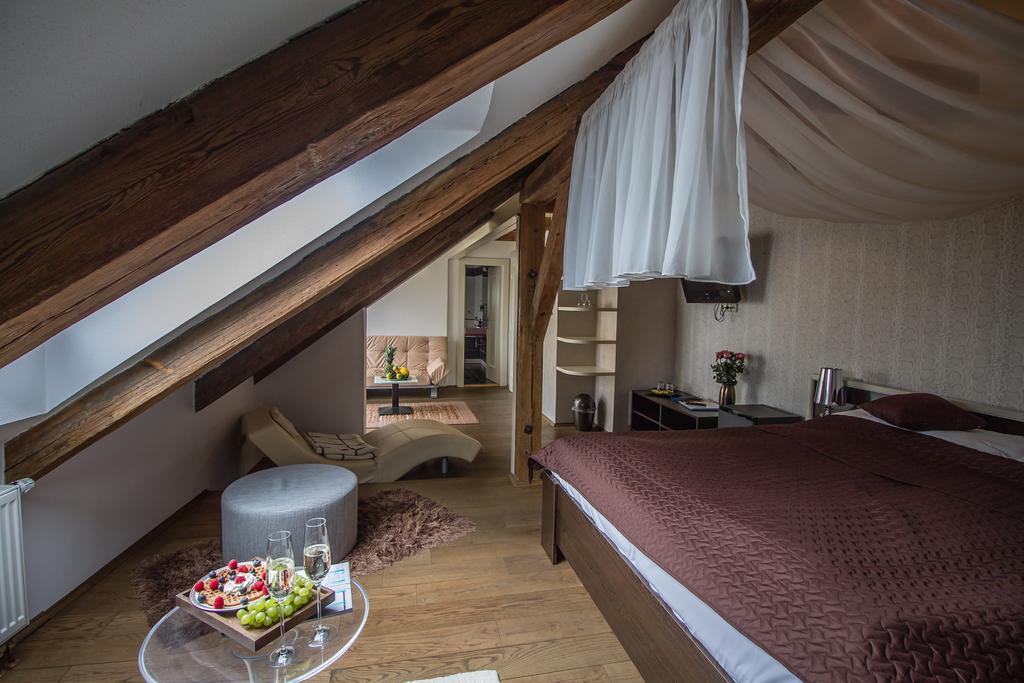 佩里格林酒店 Český Krumlov 外观 照片